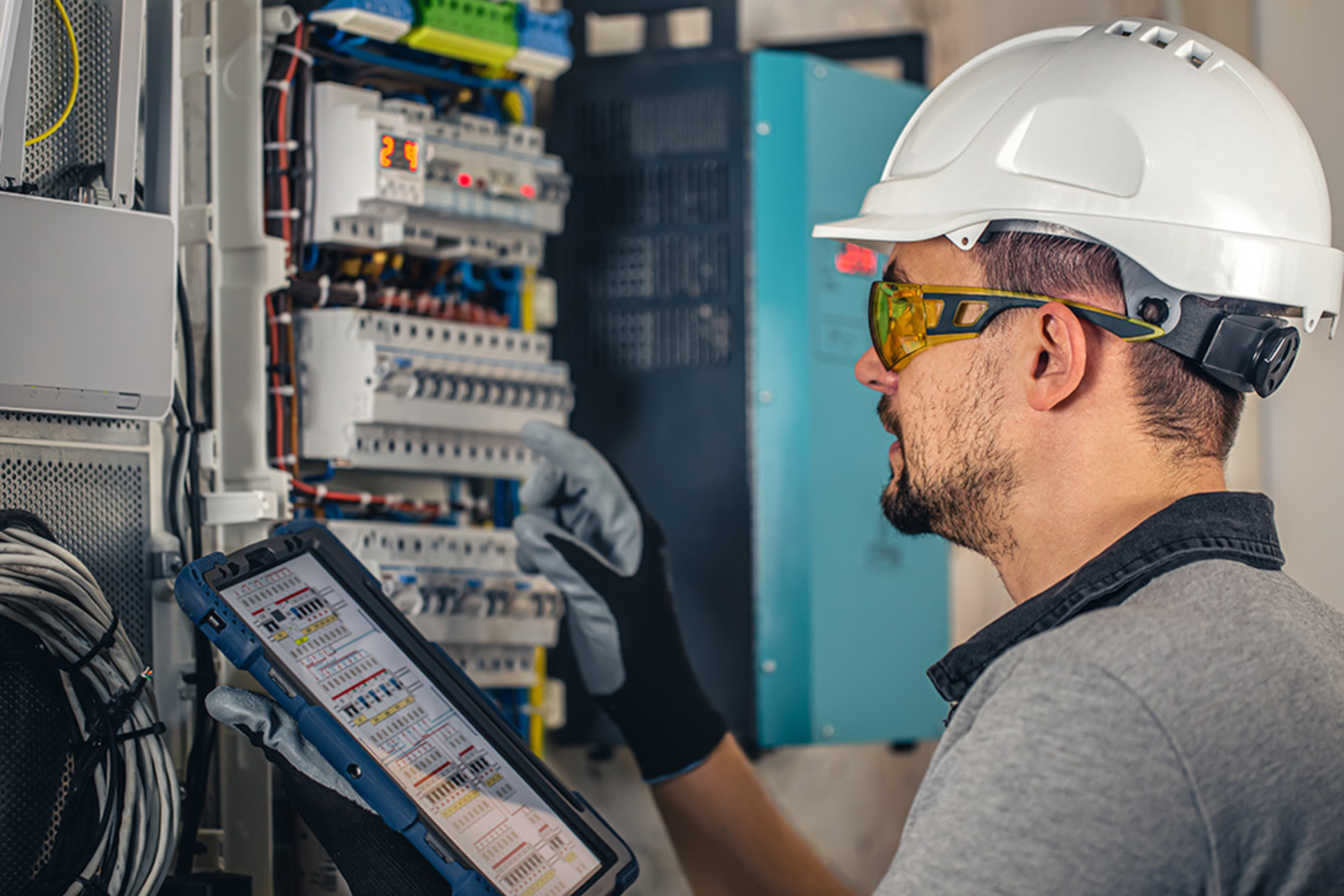 Industrie und Gewerbe bei Ommert Elektrotechnik in Sinntal